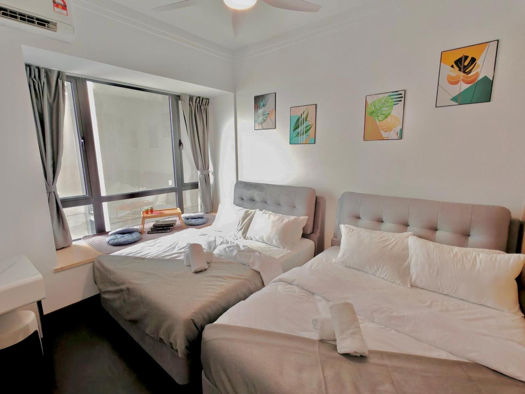R&f Princess Cove Jb Ciq With Seaview Apartment